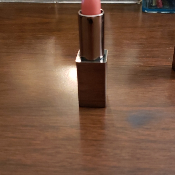 Laura Mercier Eyeshadow and lipstick bundle. - Picture 8 of 11